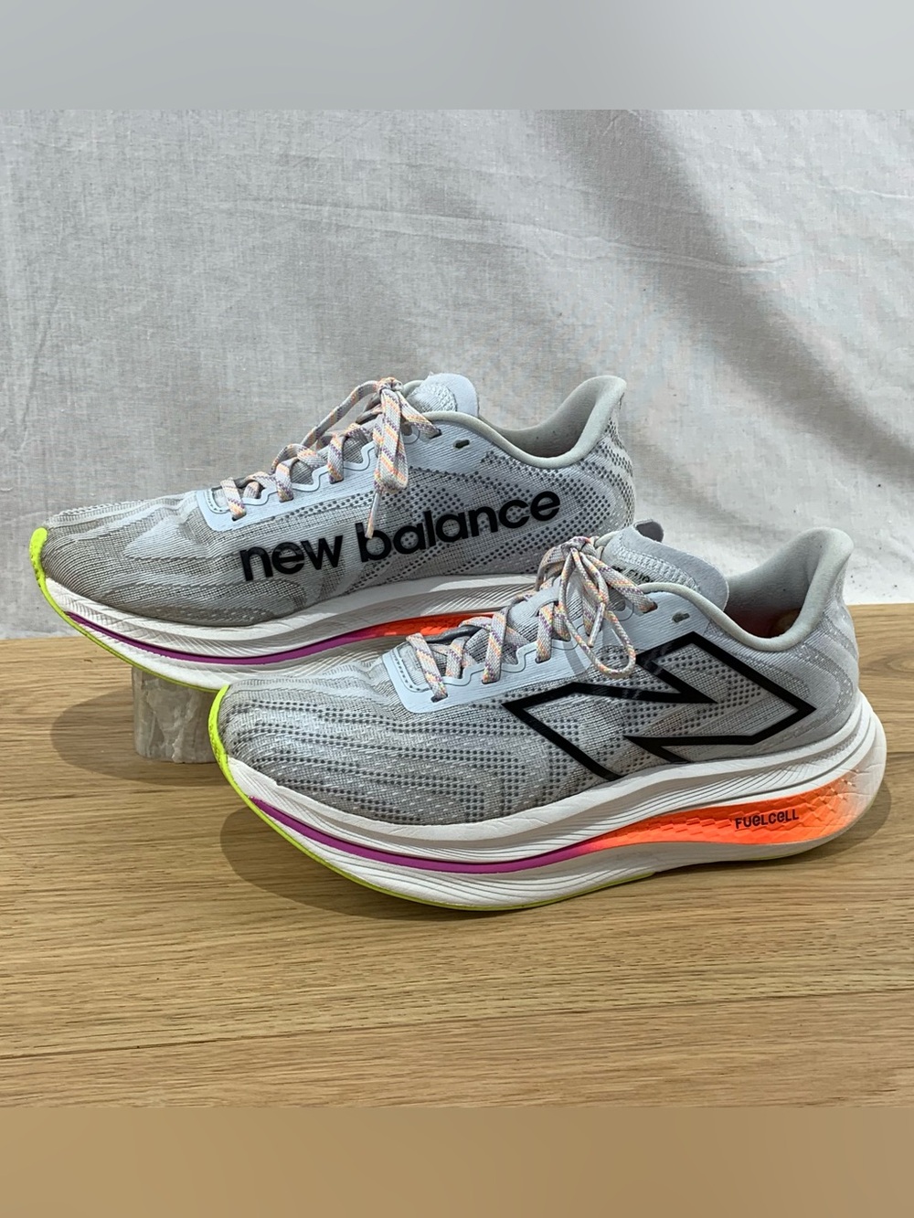New Balance FuelCell SuperComp Trainer V2 Women’s Size 10.5 Ice Blue/Gray Shoes